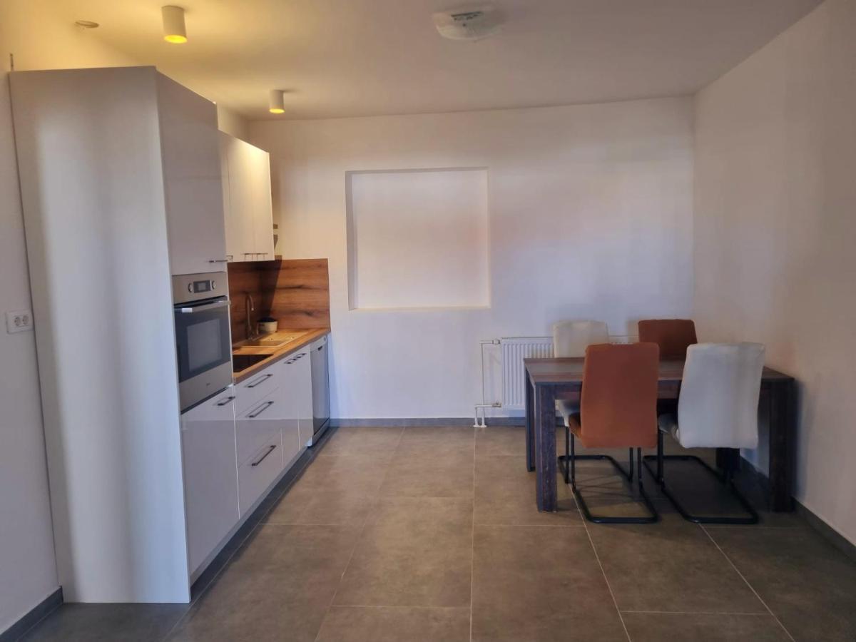 Apartment Mate Сукошан Екстер'єр фото